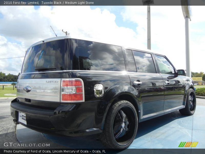 Tuxedo Black / Medium Light Stone 2010 Ford Flex Limited