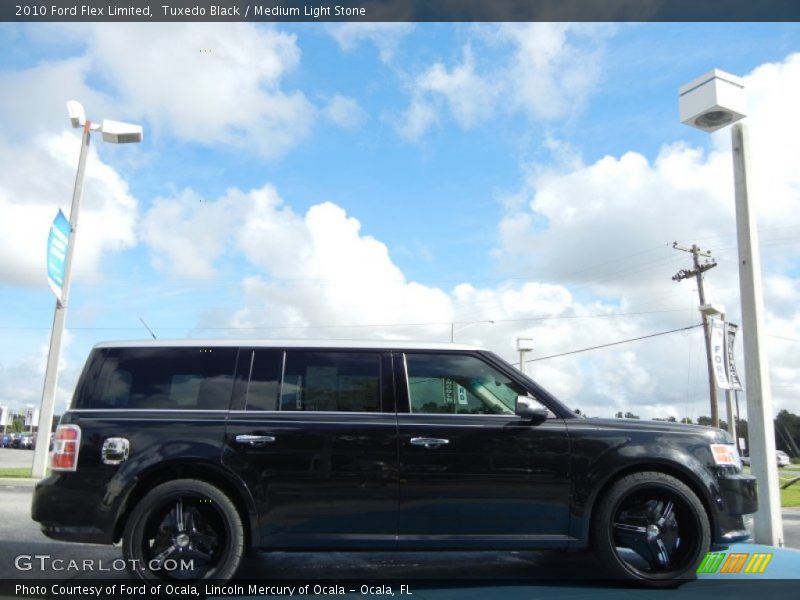 Tuxedo Black / Medium Light Stone 2010 Ford Flex Limited