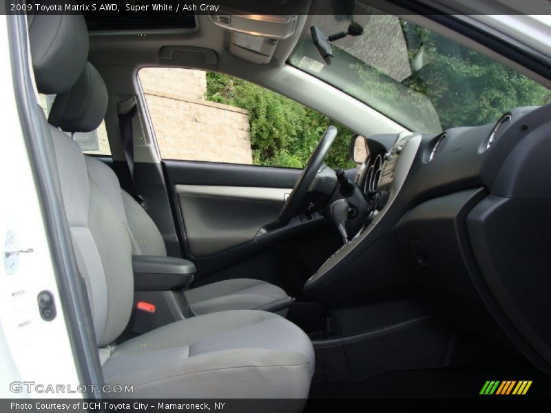 Super White / Ash Gray 2009 Toyota Matrix S AWD