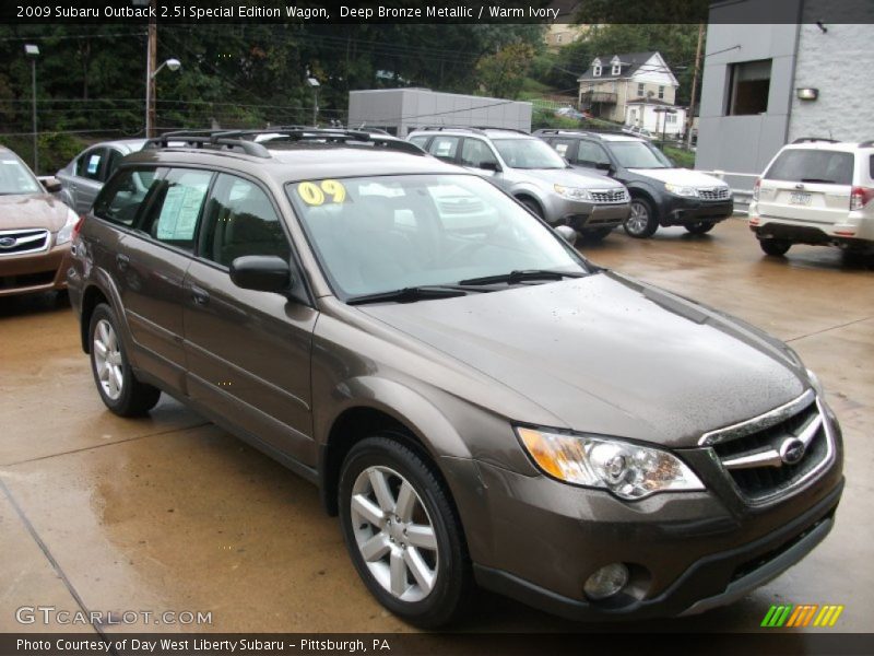 Deep Bronze Metallic / Warm Ivory 2009 Subaru Outback 2.5i Special Edition Wagon