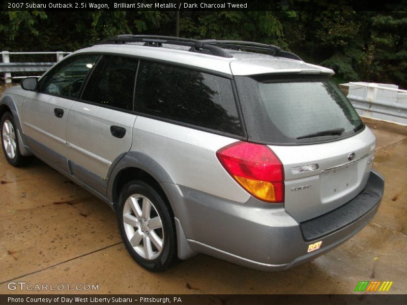 Brilliant Silver Metallic / Dark Charcoal Tweed 2007 Subaru Outback 2.5i Wagon