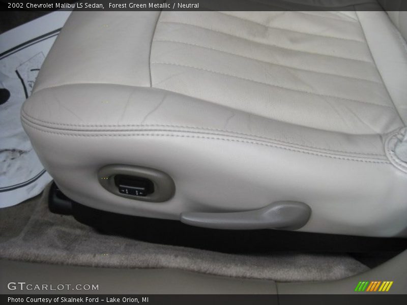 Forest Green Metallic / Neutral 2002 Chevrolet Malibu LS Sedan
