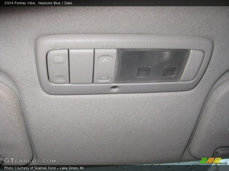 Neptune Blue / Slate 2004 Pontiac Vibe