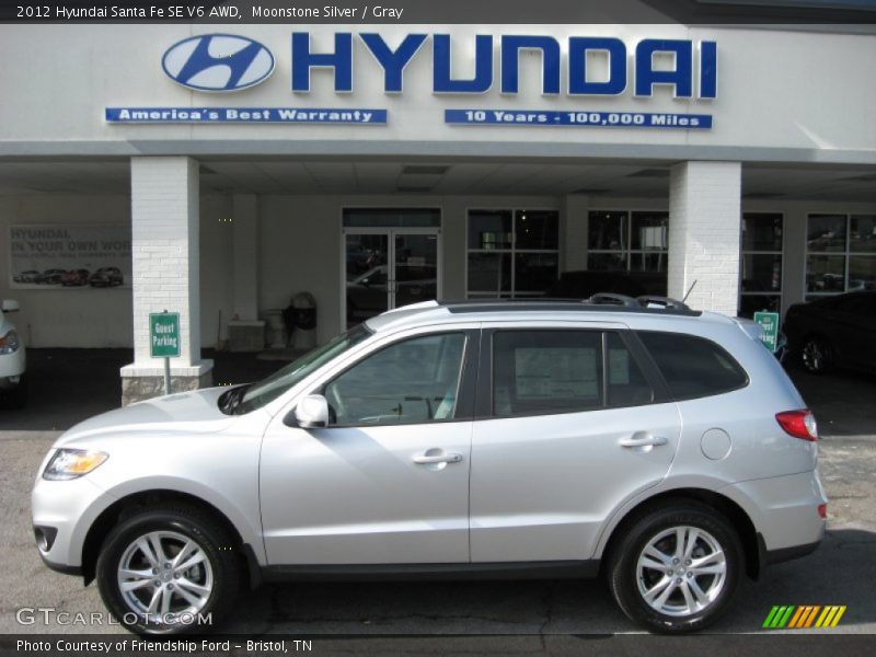 Moonstone Silver / Gray 2012 Hyundai Santa Fe SE V6 AWD