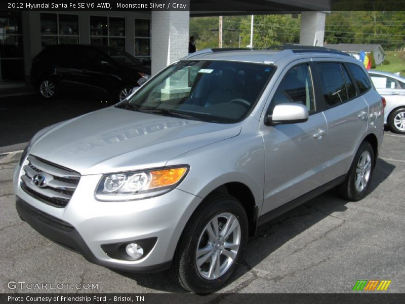 Moonstone Silver / Gray 2012 Hyundai Santa Fe SE V6 AWD