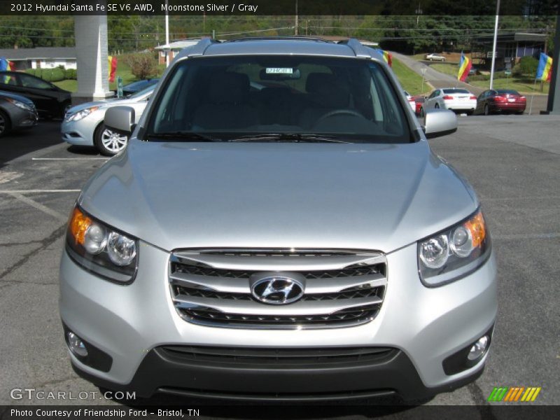 Moonstone Silver / Gray 2012 Hyundai Santa Fe SE V6 AWD