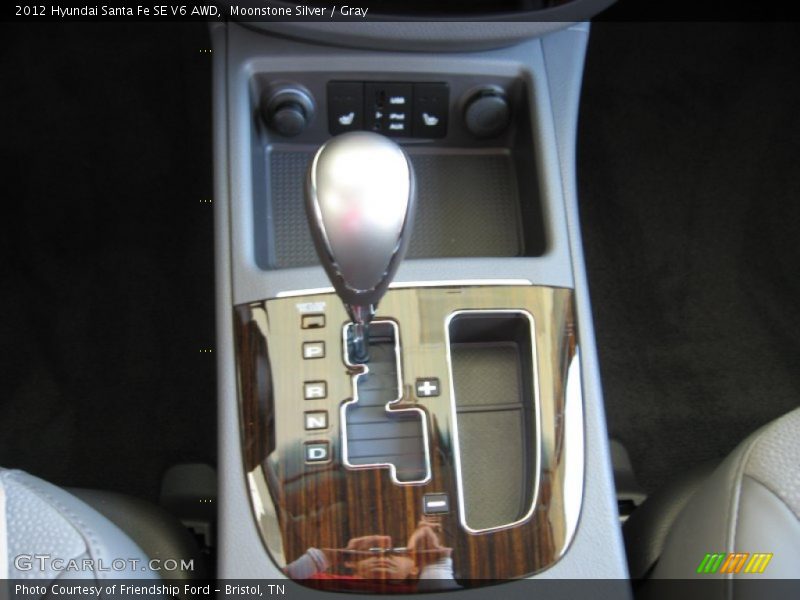 Moonstone Silver / Gray 2012 Hyundai Santa Fe SE V6 AWD