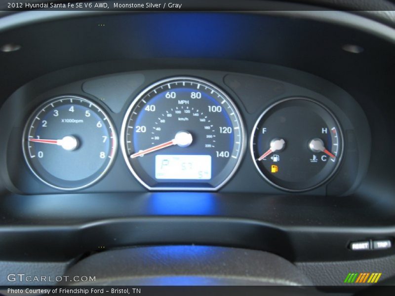 Moonstone Silver / Gray 2012 Hyundai Santa Fe SE V6 AWD