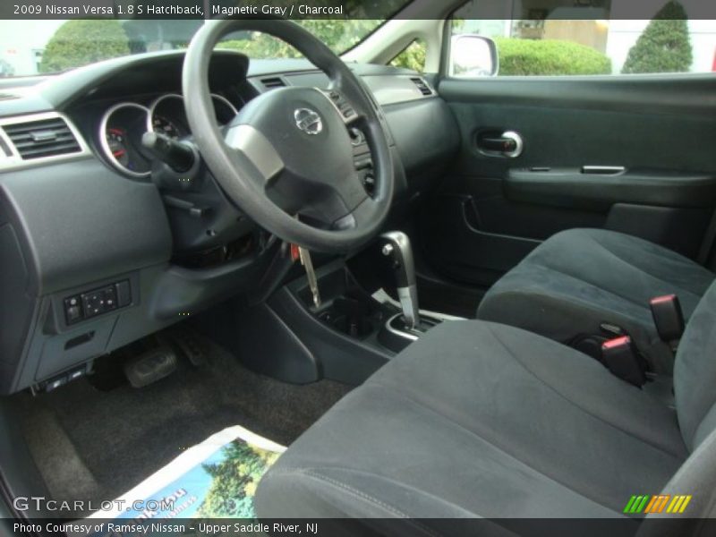Magnetic Gray / Charcoal 2009 Nissan Versa 1.8 S Hatchback