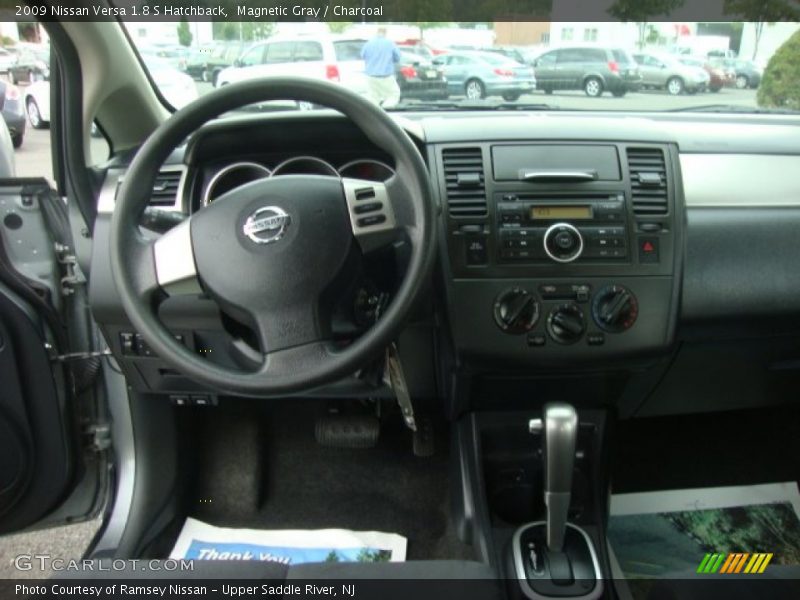 Magnetic Gray / Charcoal 2009 Nissan Versa 1.8 S Hatchback