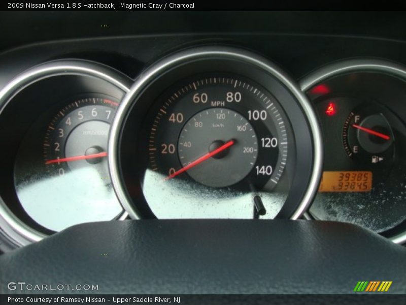 Magnetic Gray / Charcoal 2009 Nissan Versa 1.8 S Hatchback