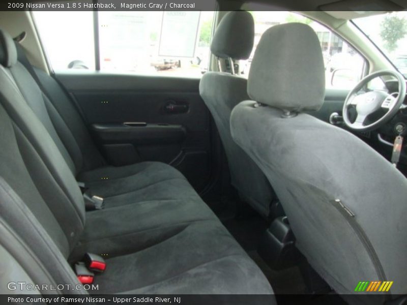 Magnetic Gray / Charcoal 2009 Nissan Versa 1.8 S Hatchback