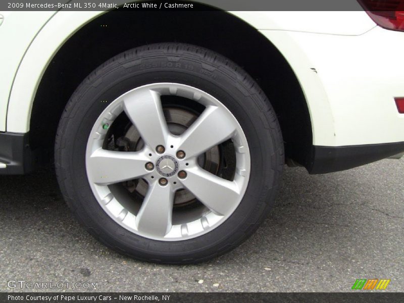 Arctic White / Cashmere 2009 Mercedes-Benz ML 350 4Matic