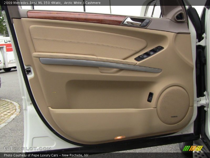 Arctic White / Cashmere 2009 Mercedes-Benz ML 350 4Matic