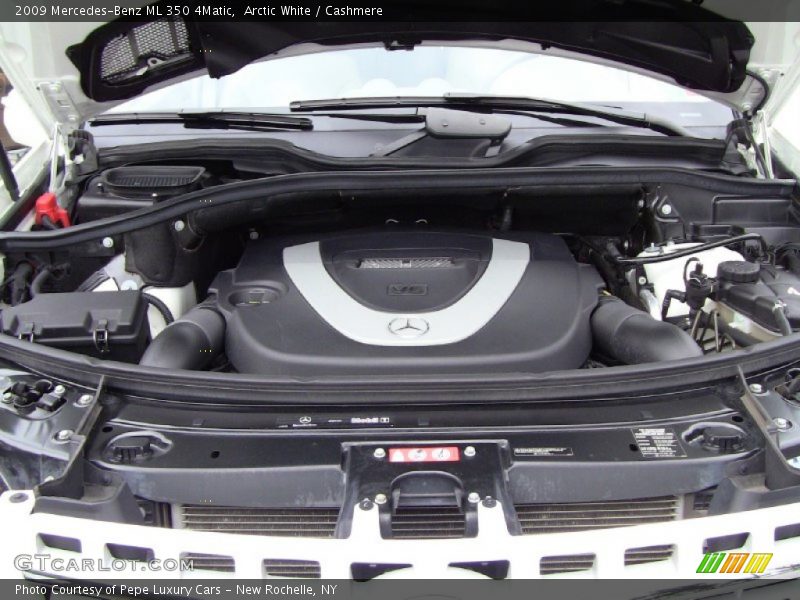 Arctic White / Cashmere 2009 Mercedes-Benz ML 350 4Matic