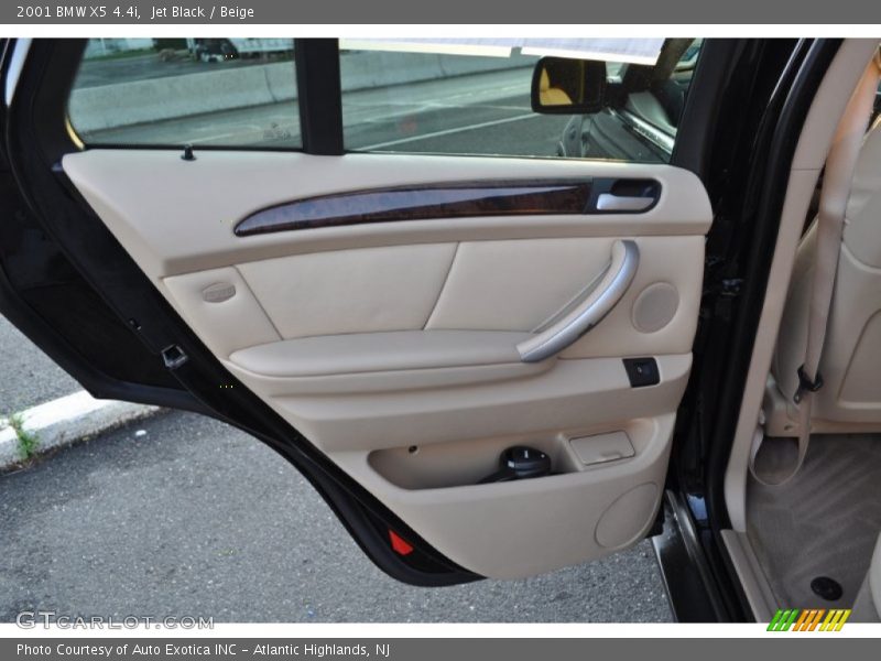 Jet Black / Beige 2001 BMW X5 4.4i