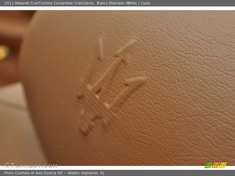  2011 GranTurismo Convertible GranCabrio Logo