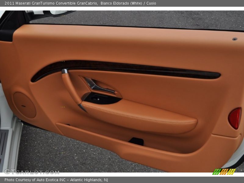 Bianco Eldorado (White) / Cuoio 2011 Maserati GranTurismo Convertible GranCabrio