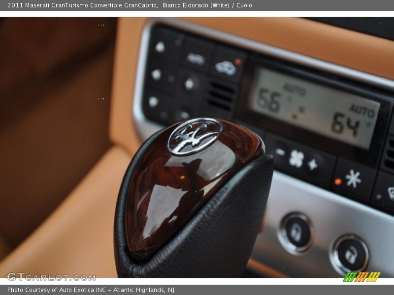  2011 GranTurismo Convertible GranCabrio Logo