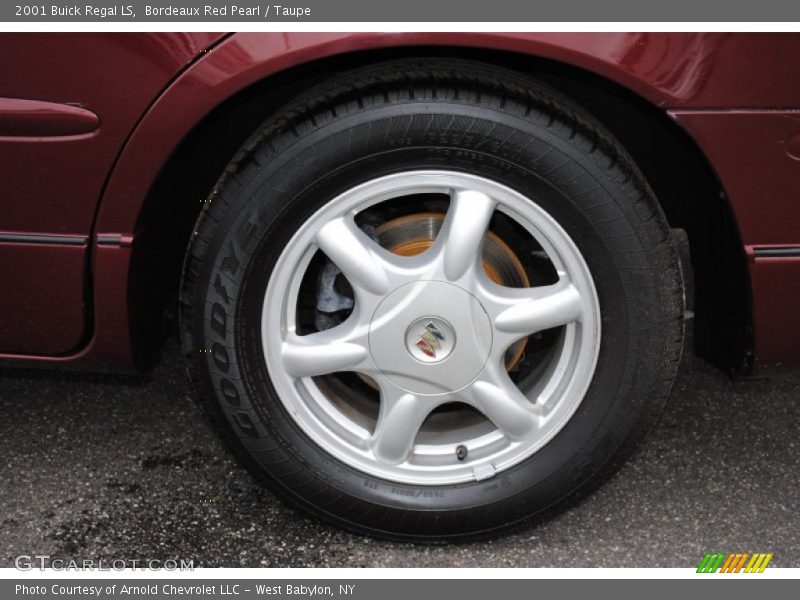  2001 Regal LS Wheel