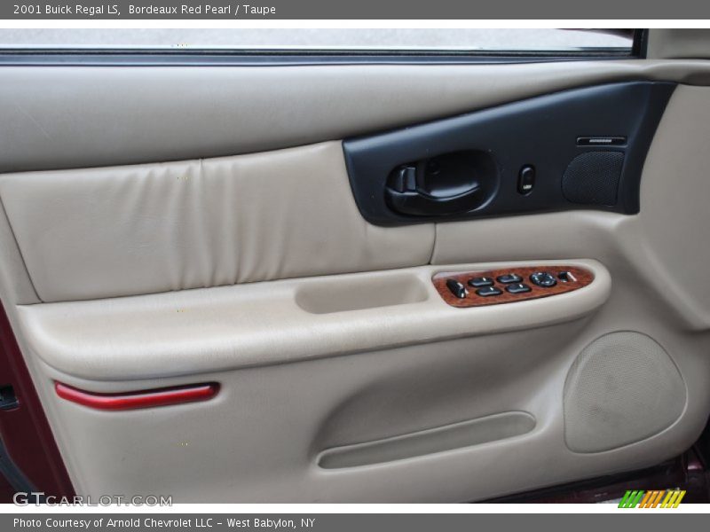 Bordeaux Red Pearl / Taupe 2001 Buick Regal LS