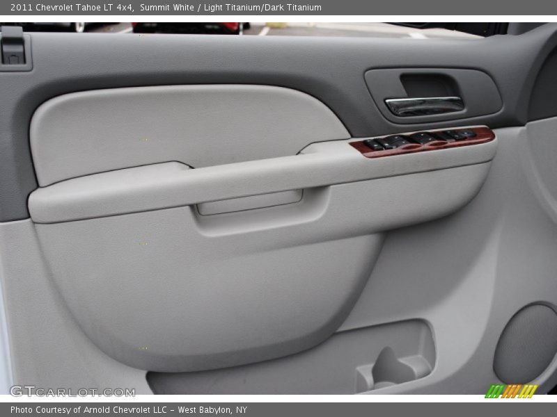 Summit White / Light Titanium/Dark Titanium 2011 Chevrolet Tahoe LT 4x4