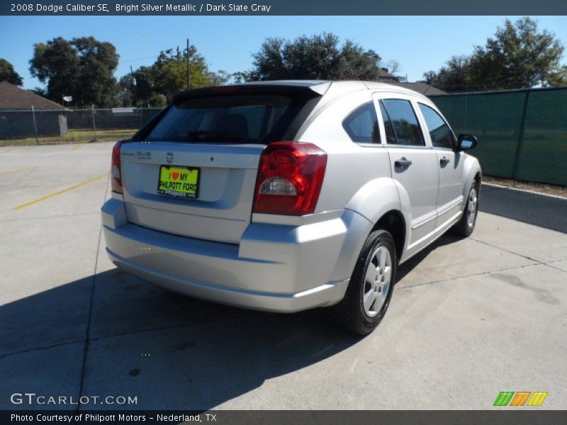 Bright Silver Metallic / Dark Slate Gray 2008 Dodge Caliber SE