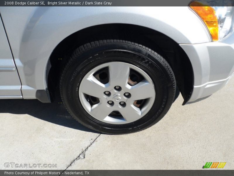 Bright Silver Metallic / Dark Slate Gray 2008 Dodge Caliber SE