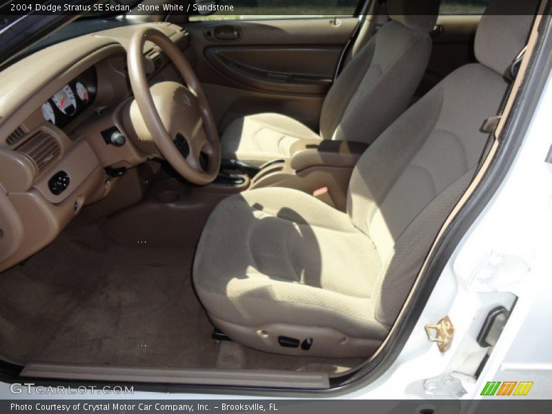  2004 Stratus SE Sedan Sandstone Interior