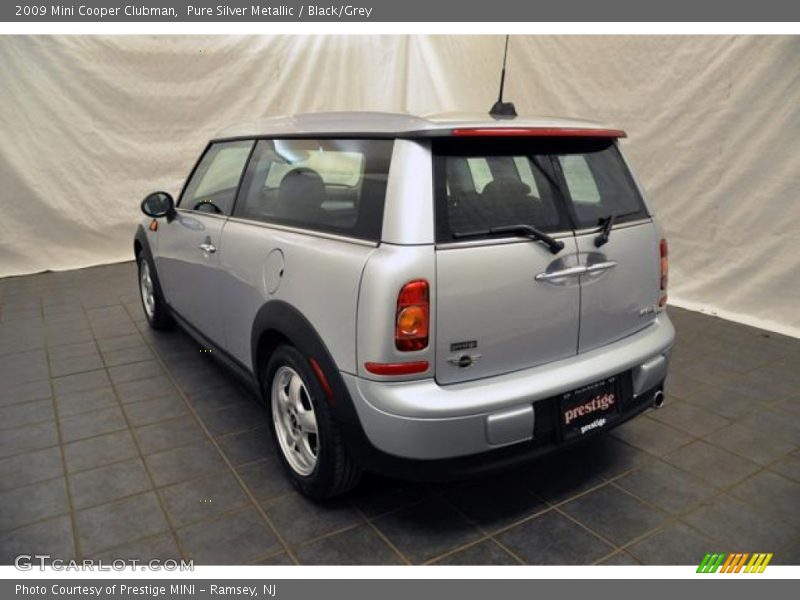 Pure Silver Metallic / Black/Grey 2009 Mini Cooper Clubman