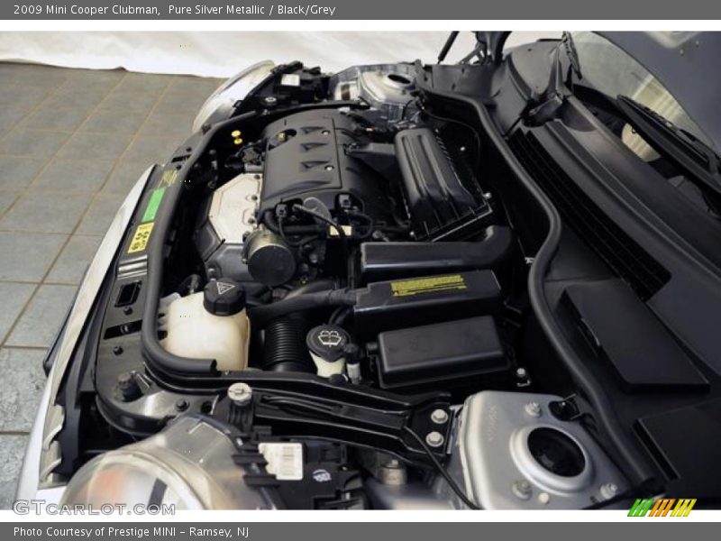 Pure Silver Metallic / Black/Grey 2009 Mini Cooper Clubman