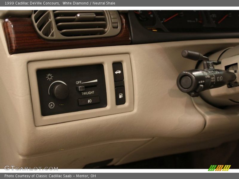 Controls of 1999 DeVille Concours