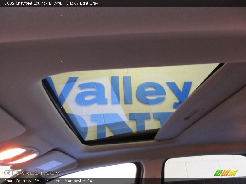 Black / Light Gray 2009 Chevrolet Equinox LT AWD