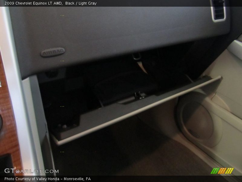 Black / Light Gray 2009 Chevrolet Equinox LT AWD