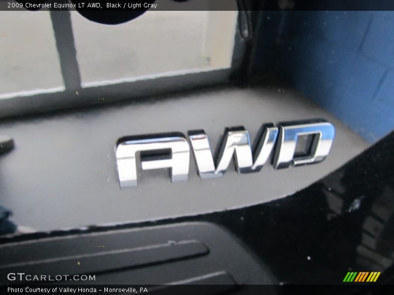 Black / Light Gray 2009 Chevrolet Equinox LT AWD