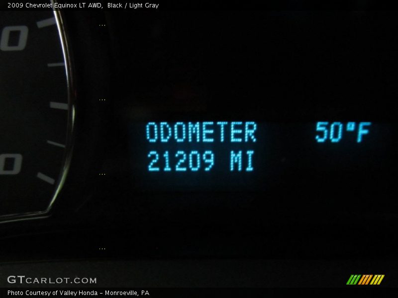 Black / Light Gray 2009 Chevrolet Equinox LT AWD