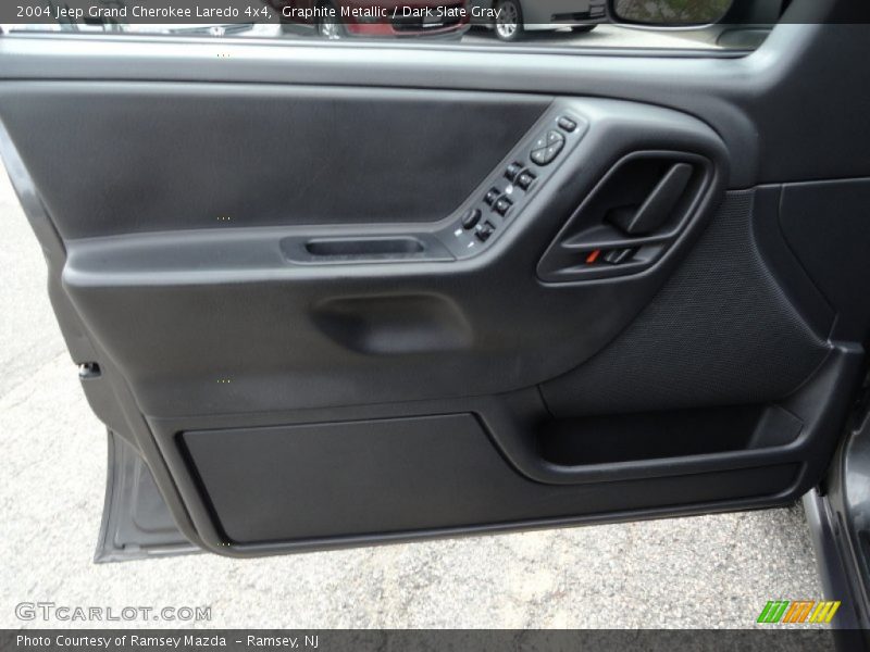 Graphite Metallic / Dark Slate Gray 2004 Jeep Grand Cherokee Laredo 4x4