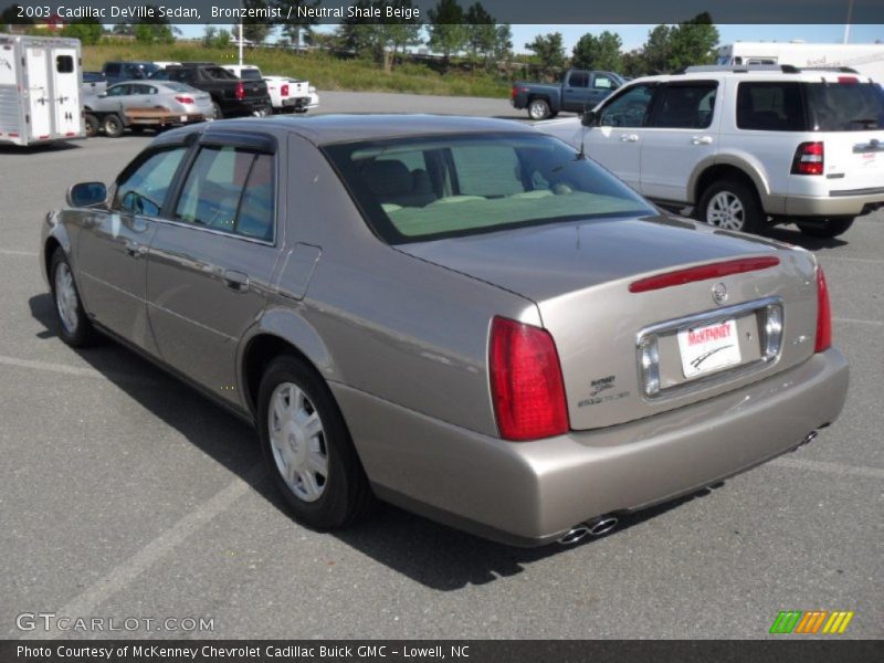 Bronzemist / Neutral Shale Beige 2003 Cadillac DeVille Sedan