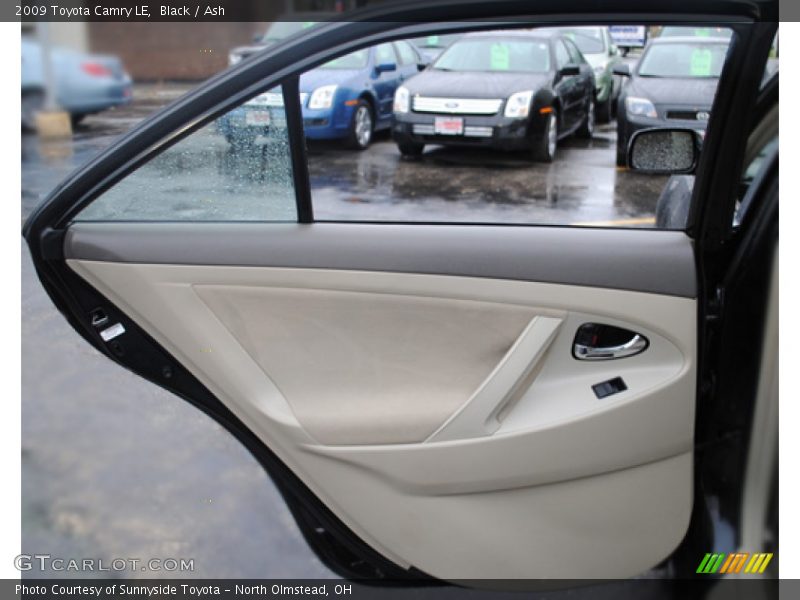 Black / Ash 2009 Toyota Camry LE