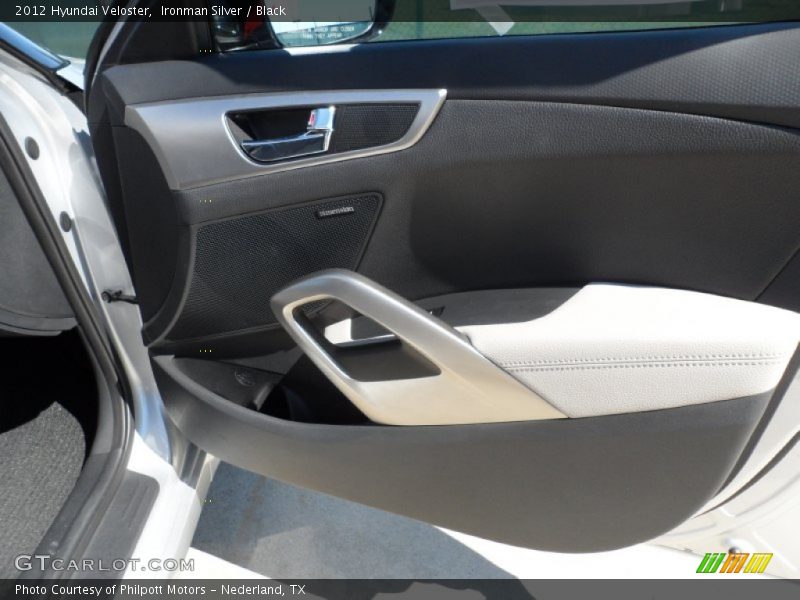 Door Panel of 2012 Veloster 