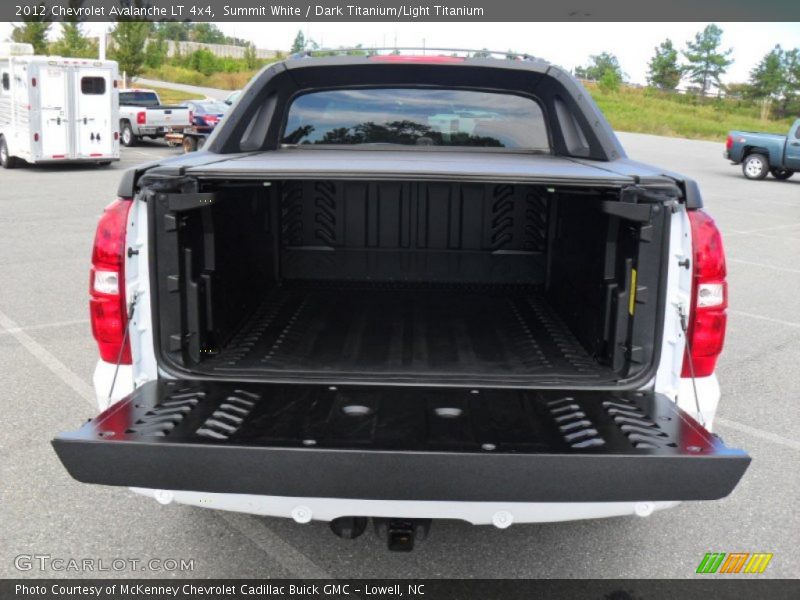  2012 Avalanche LT 4x4 Trunk