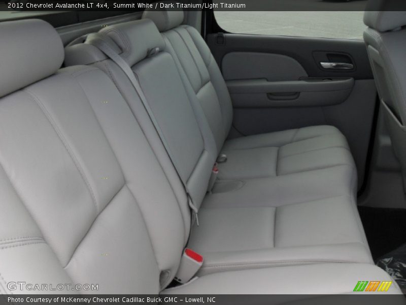 Summit White / Dark Titanium/Light Titanium 2012 Chevrolet Avalanche LT 4x4