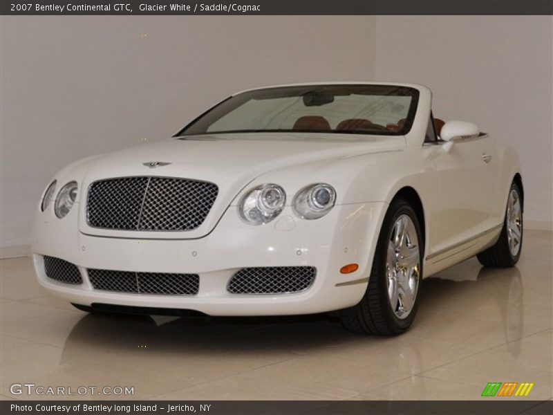 Front 3/4 View of 2007 Continental GTC 