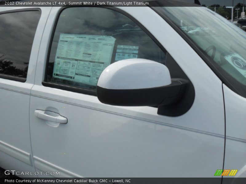 Summit White / Dark Titanium/Light Titanium 2012 Chevrolet Avalanche LT 4x4