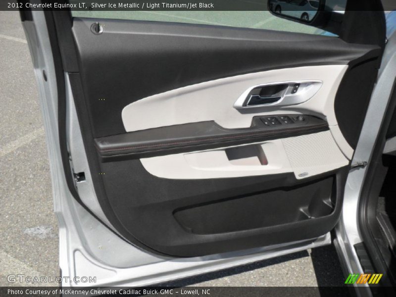 Silver Ice Metallic / Light Titanium/Jet Black 2012 Chevrolet Equinox LT