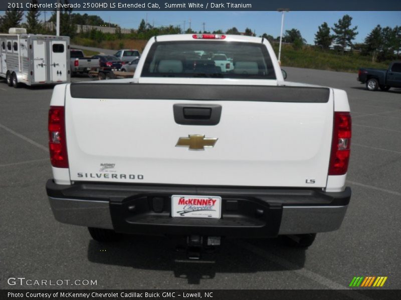 Summit White / Dark Titanium 2011 Chevrolet Silverado 2500HD LS Extended Cab