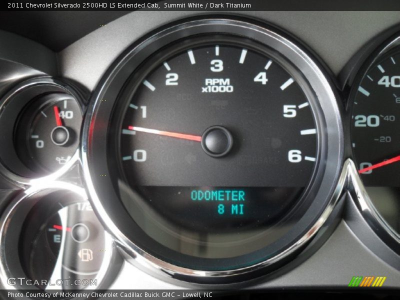 Summit White / Dark Titanium 2011 Chevrolet Silverado 2500HD LS Extended Cab