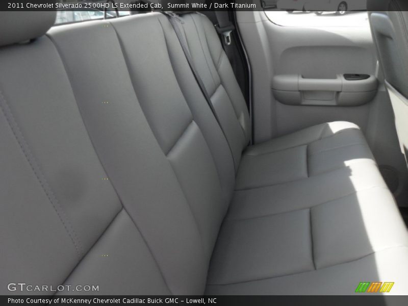 Summit White / Dark Titanium 2011 Chevrolet Silverado 2500HD LS Extended Cab