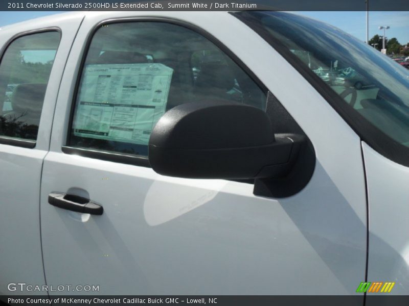 Summit White / Dark Titanium 2011 Chevrolet Silverado 2500HD LS Extended Cab