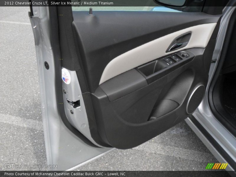 Silver Ice Metallic / Medium Titanium 2012 Chevrolet Cruze LT